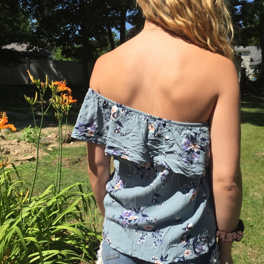 Super cute off the shoulder floral blouse